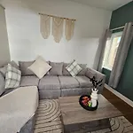 Cozy Corner - 2 Bedroom Apartment
